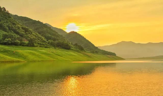 中国的锦绣壮丽的江河湖海