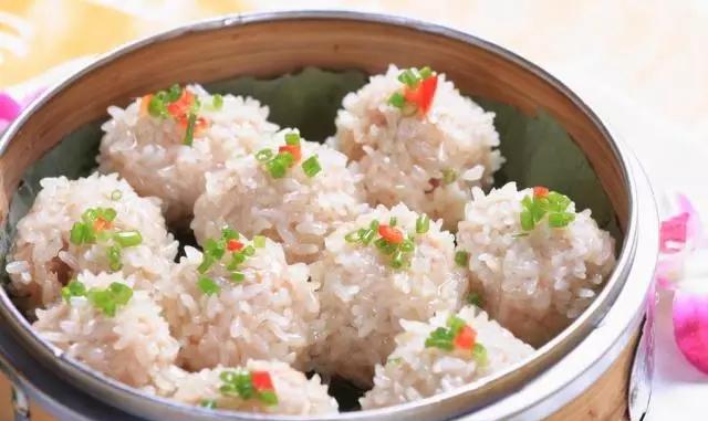 欢喜年夜饭,鱼,虾,鸡,肘子,这些硬菜少不了!提前学起来吧!