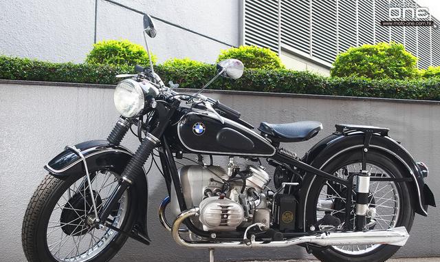 1953 Bmw R51 3 61宝马古董级摩托车 长江750的原版 1953 Bmw R51 3 61宝马古董级摩托车 长江750的原版