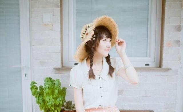 母乳喂孩子一年,前夫嫌我胖离了婚,三年后再遇