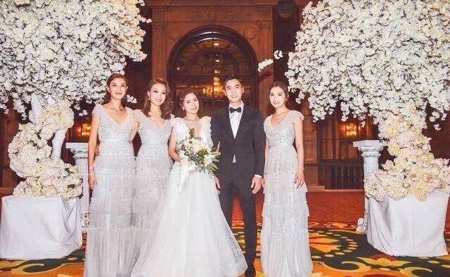 阿娇婚纱照曝光，婚礼现场哭成泪人，细微之处看赖弘国有多爱她