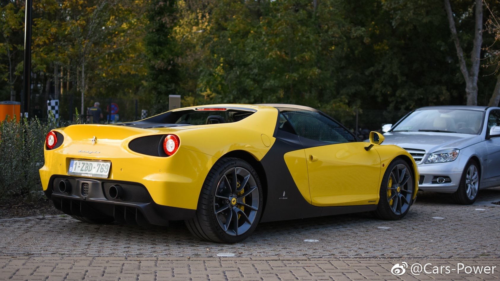 法拉利458 sergio (全球限量6台,已卖完).