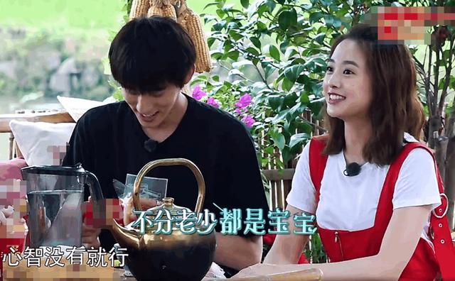 《向往的生活》何炅透露吴映洁真实年龄?鬼鬼的回答让网友大赞