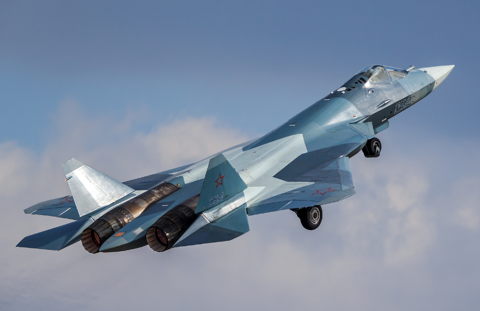 俄罗斯空军的刚需俄航空企业尽全力研制的苏57隐身战斗机