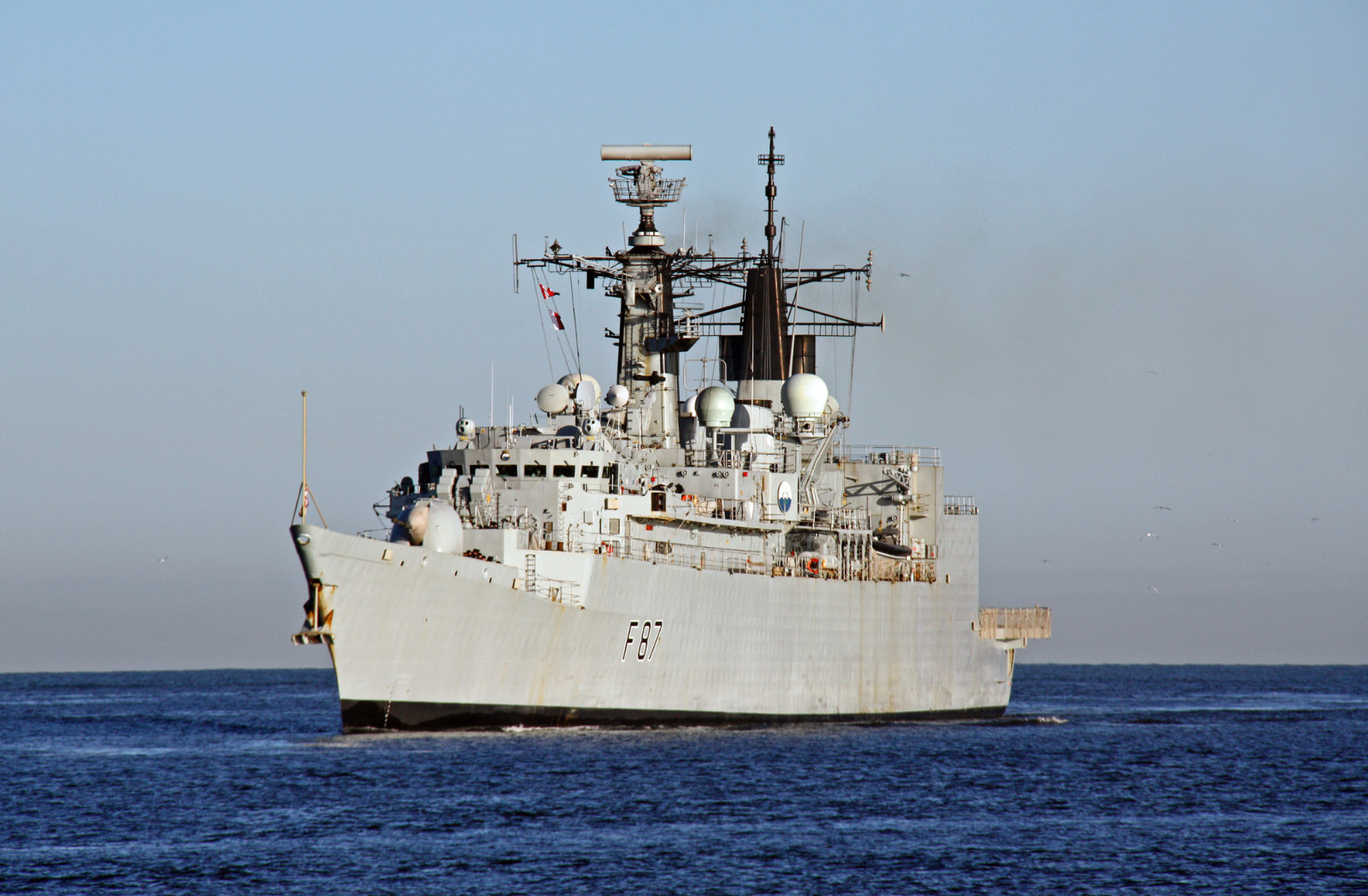 英国22型护卫舰又叫做大刀级排水量比较大有海狼舰空导弹