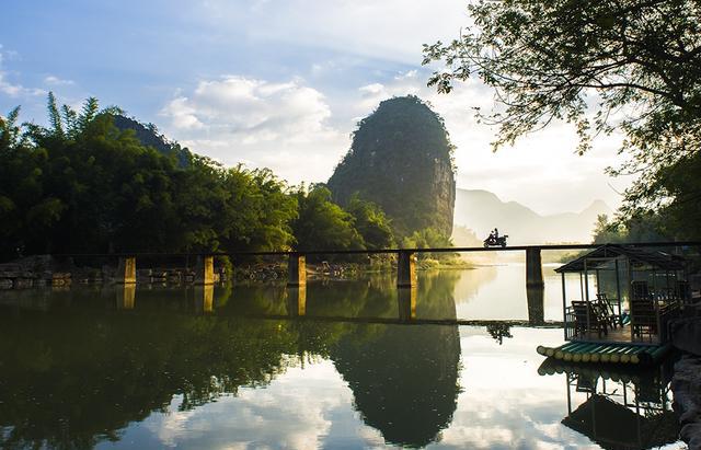 中国特色景观旅游名村随拍:南方香格里拉