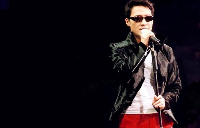 再红你能红过黎明吗?可现在黎明坐火车乘地