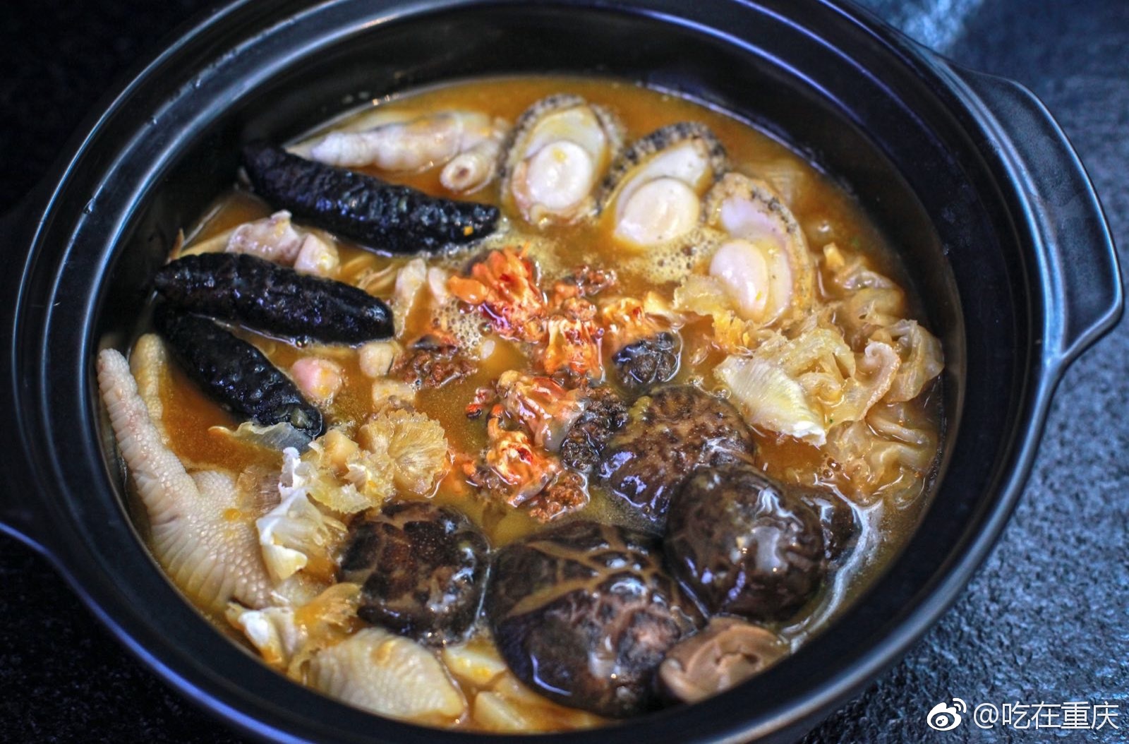 秋季养生,须进补营养丰富的"大菜".九街开了家"佛跳墙"