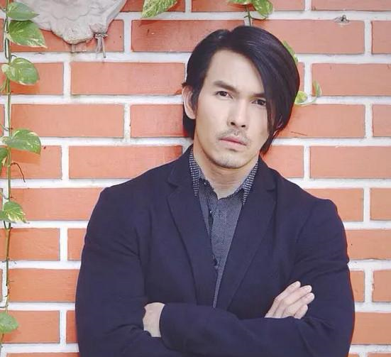 重温aum主演的泰剧《太阳之力》aum演的黑帮老大气场强大