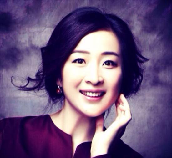 《一仆二主》等剧让张嘉译成了荧屏上最受欢迎的大叔级男演员之一