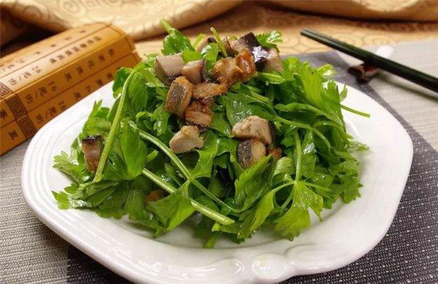 春天可以这样吃香芹