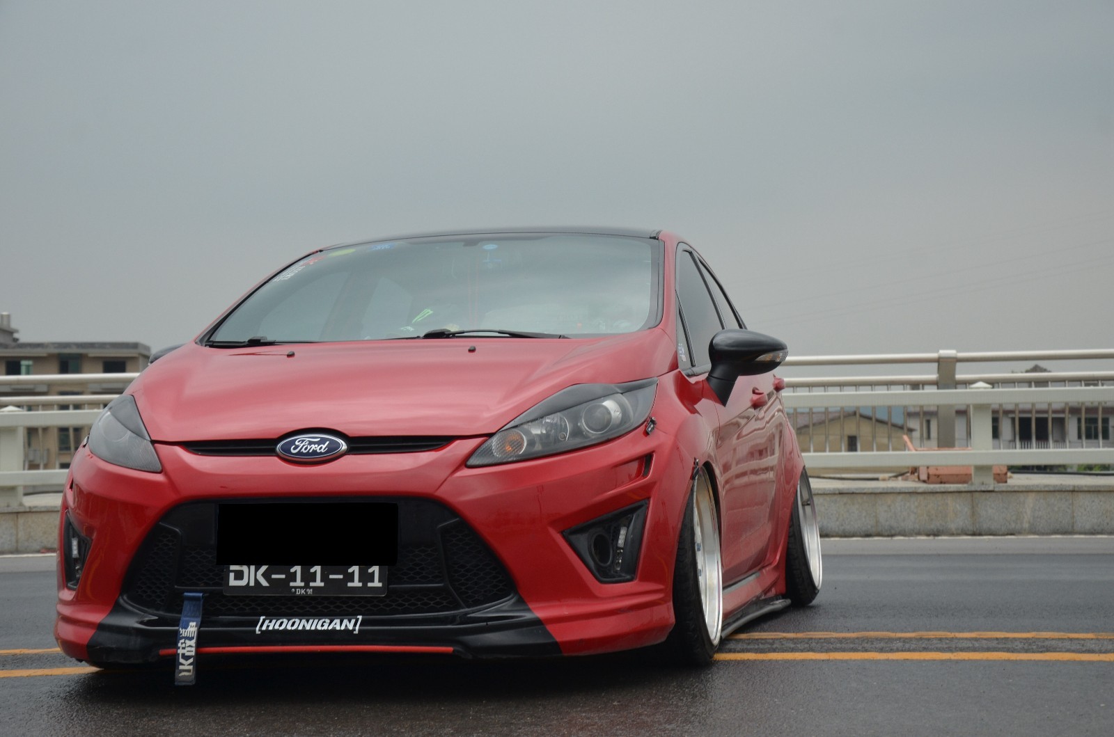 居家小车的另外一面湖南车友的福特嘉年华低趴改装案例