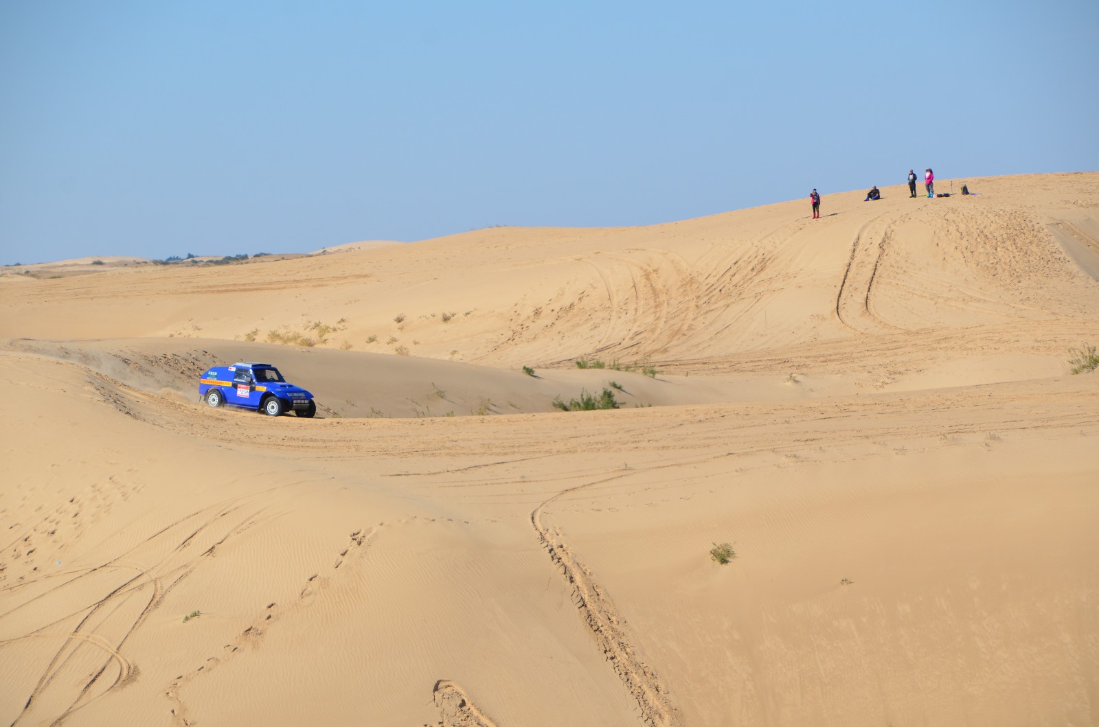 沙漠越野,让你体会心跳的感觉,宝古图沙漠,原创摄影