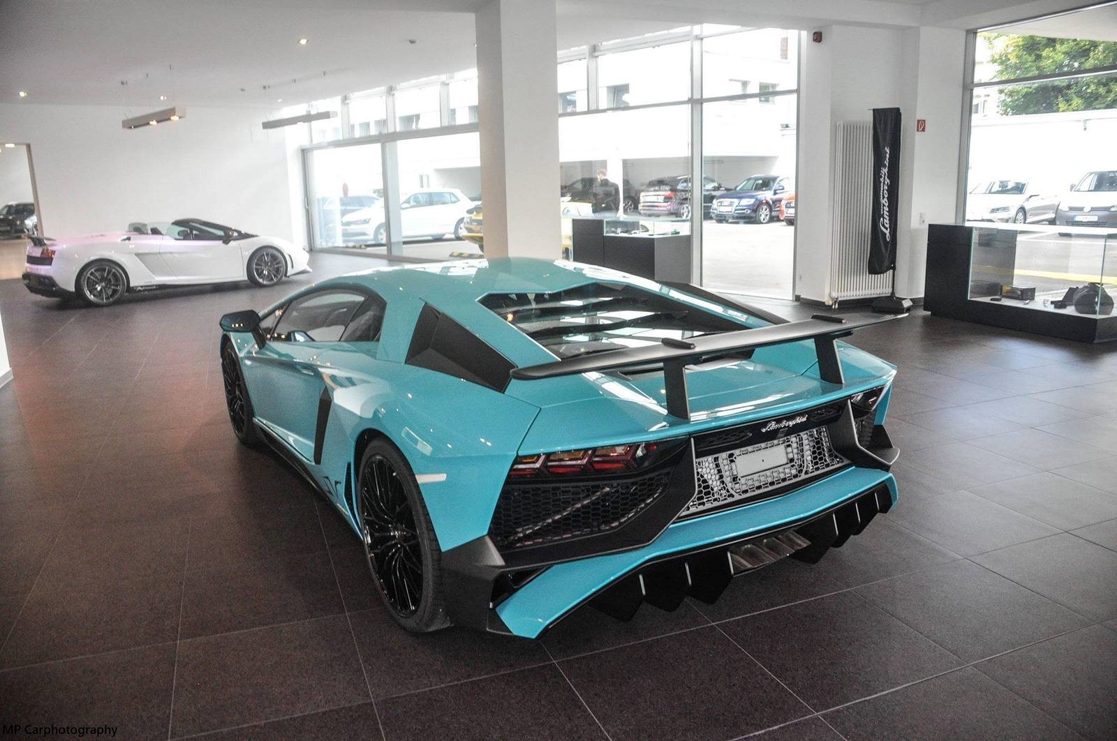 兰博基尼Lp750,兰博基尼lp750-4 兰博基尼aventadorlp7504sv蓝色款你热血梦想里最好选择