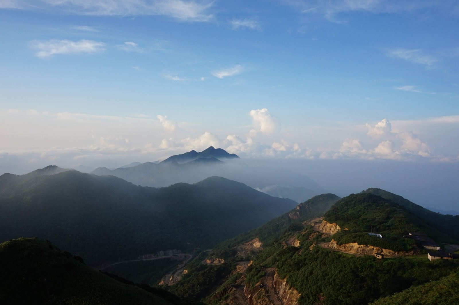 强烈推荐郴州这座"天南第一峰"之称的国家森林公园,美如仙境!