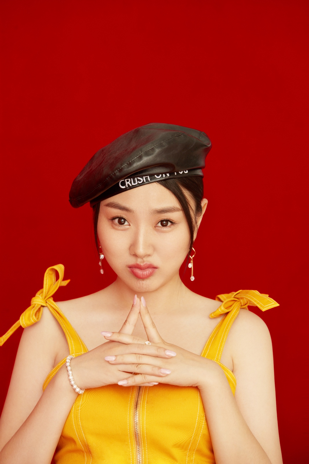 美女歌手肖杨青春范儿写真曝光青春无限