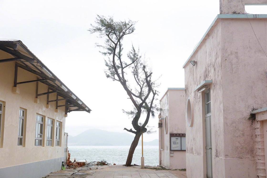《喜剧之王》最著名的取景地|喜剧之王|取景地|石澳_新浪新闻