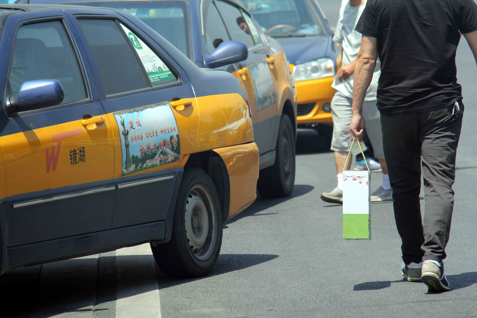 芜湖,作为一座全国文明城市,出租车就像这座城市的文明窗口,展示着