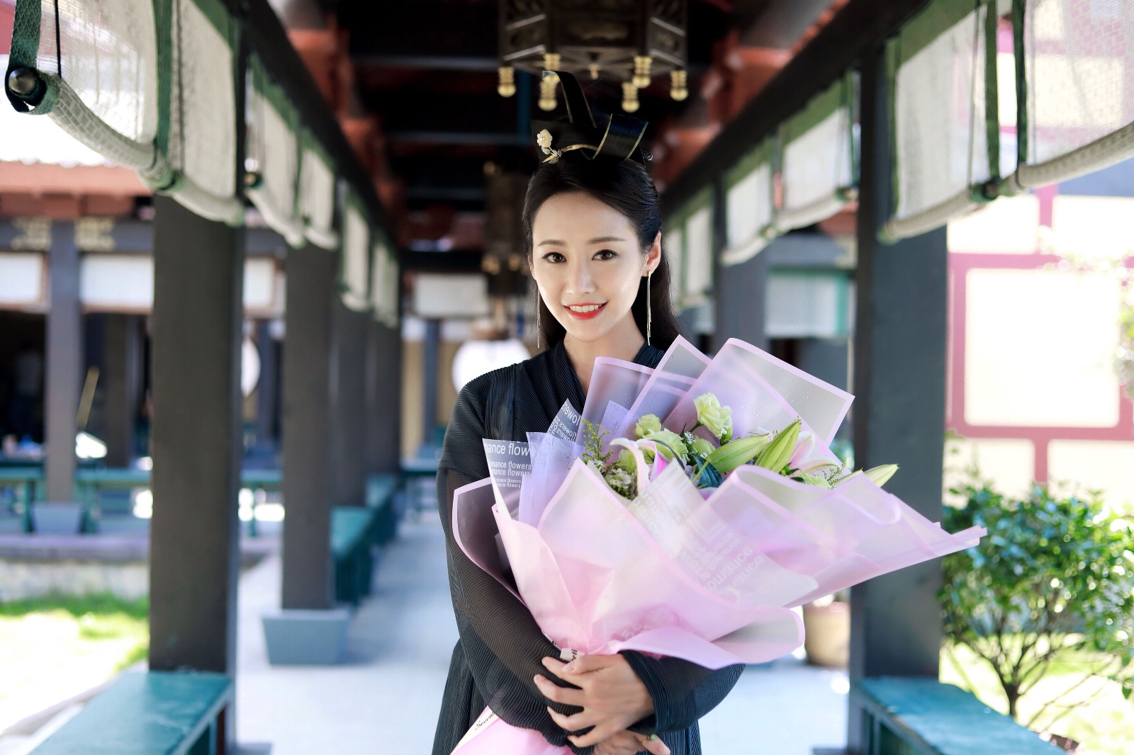李纯《庆余年》杀青 双面佳人司理理引期待