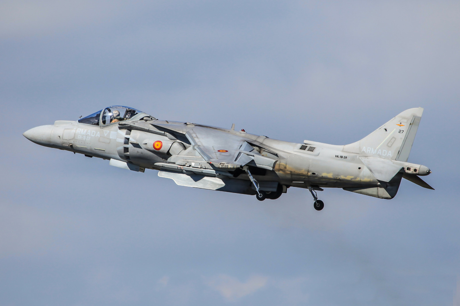 英国鹞/海鹞垂直起落战斗机,马岛战争中一战成名,但还是退役了