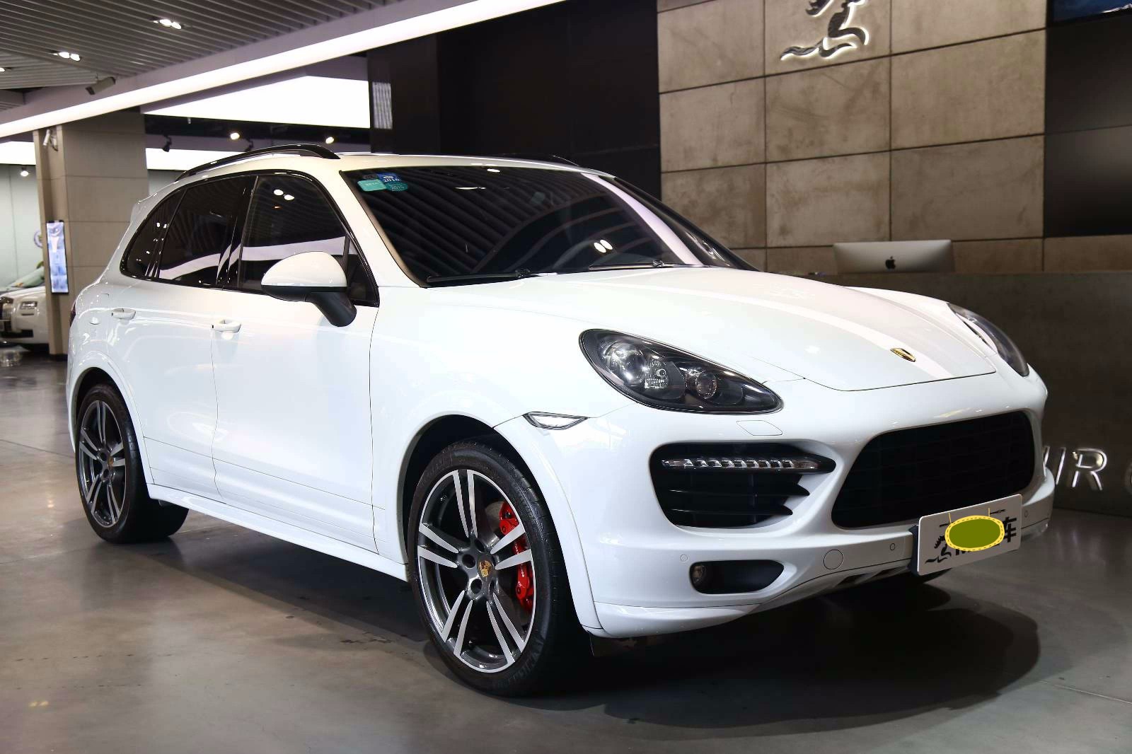 保时捷卡宴cayennegts48l