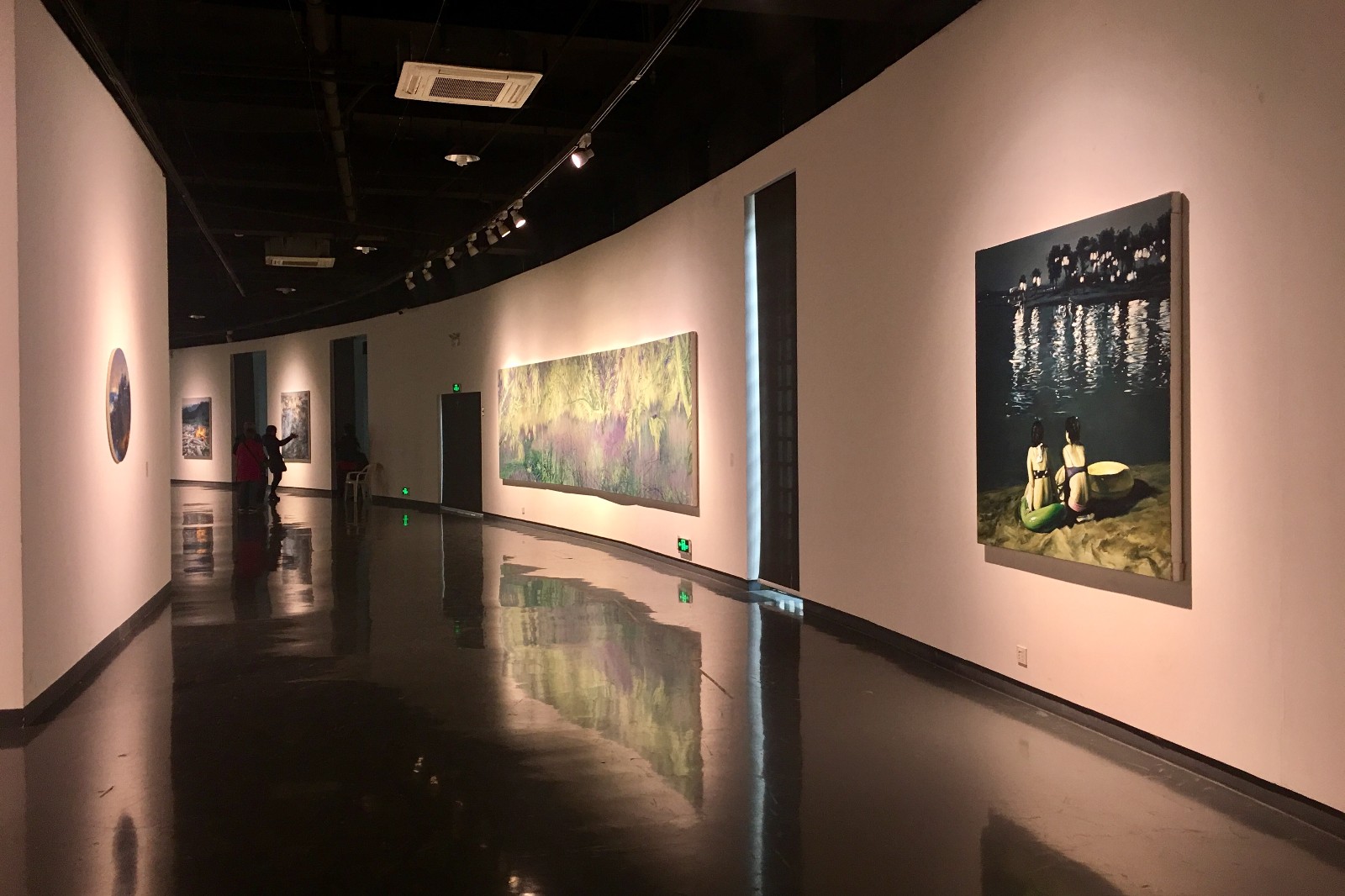 尘非尘黄海蓉绘画作品展湖北美术馆