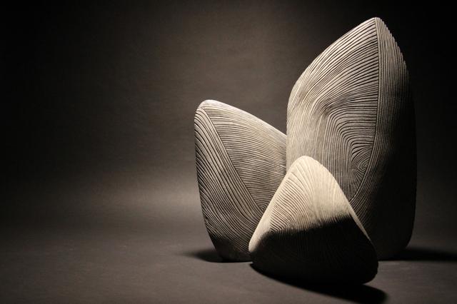 抽象的木雕艺术洒脱