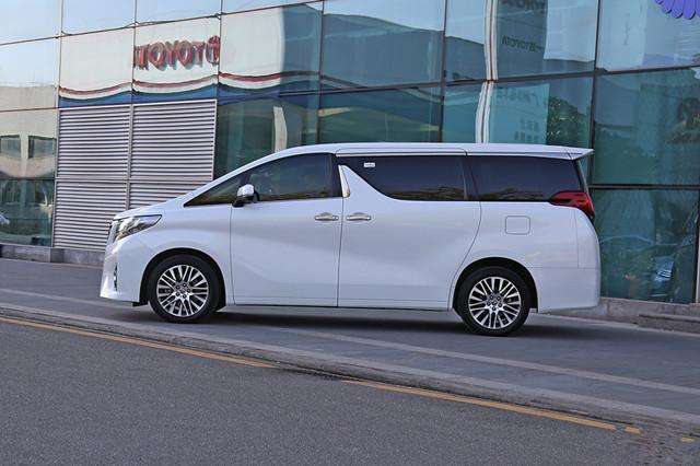 别人家的保姆车全新埃尔法日本上市197万起