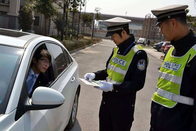 c1驾驶证实习期内扣分会延长实习期吗开车要注意哪些问题