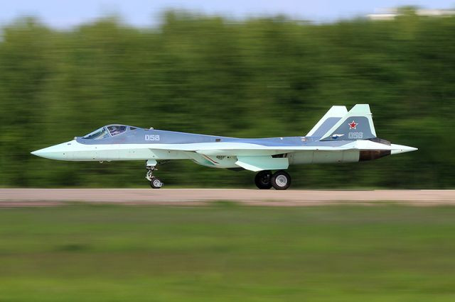 俄罗斯空军的刚需俄航空企业尽全力研制的苏57隐身战斗机