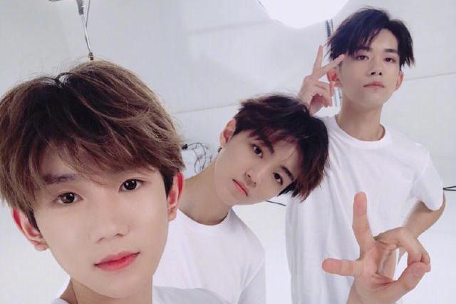 tfboys谁最红,tfboys谁最帅好看 tfboys三人同框网友易烊千玺别装了太明显了