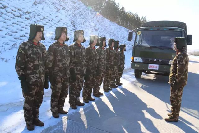 即将脱下军装,来听听武警森林部队驾驶员的心声