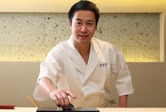 55)",其大将佐藤大三郎在次郎本店修业十几年.