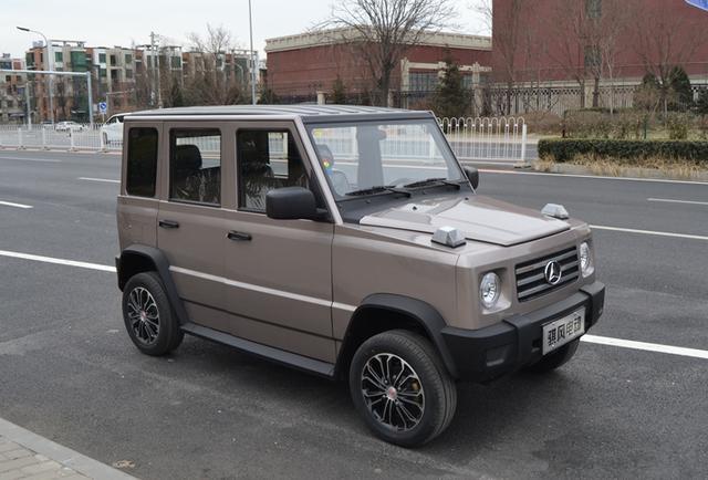 其实我们说的这款国产的奔驰g是一款国产的骐风k7,听到这个名字还是