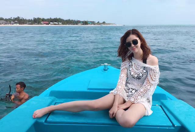 购物车已经被漂亮裙纸,泳装,护肤品塞满了,你们买了什么?