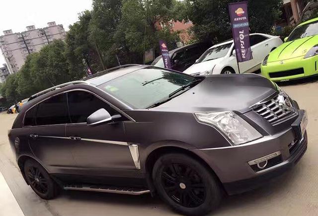 凯迪拉克srx电光钨钢车身改色贴膜低调稳重大气