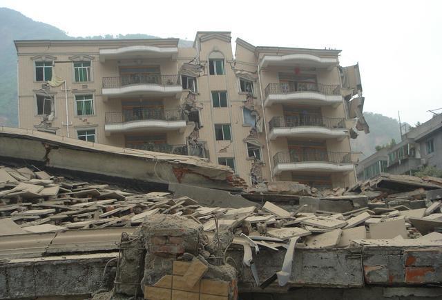 地动山摇与万众一心新中国建立以来发生的七级以上地震