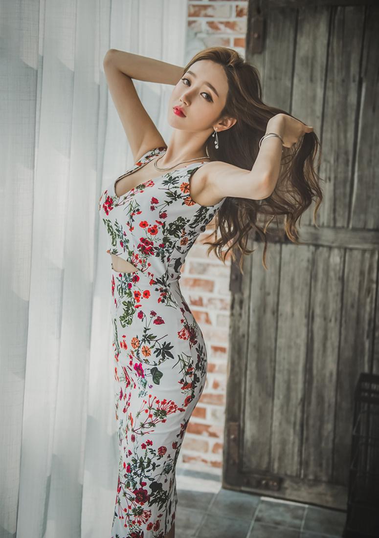 街拍:婉丽利落温柔的美女,身材凹凸好身材一般人驾驭不了!|凹凸|街拍|