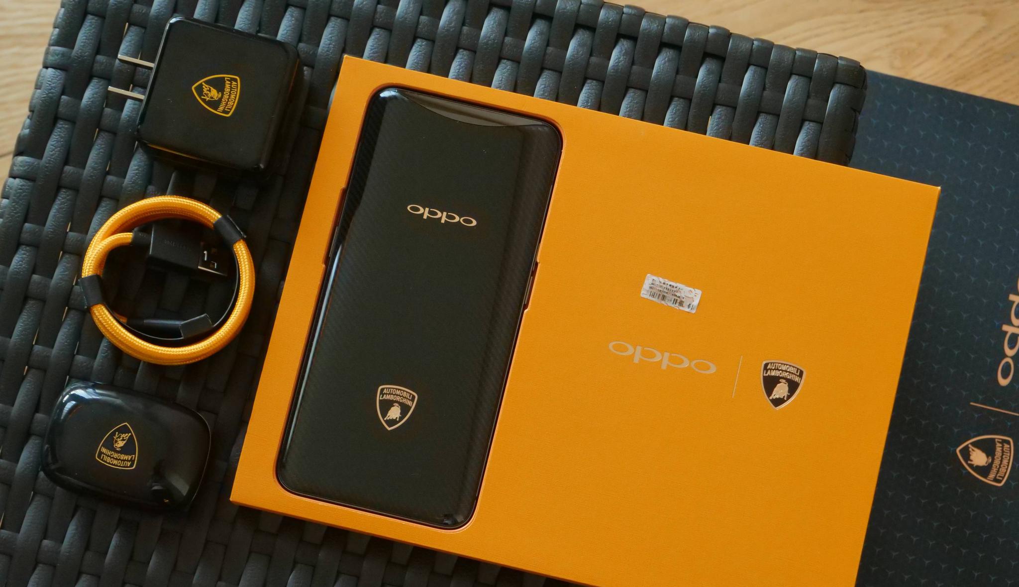 第2款oppo find x兰博基尼定制版华为mate rs保时捷版的设计灵感正是