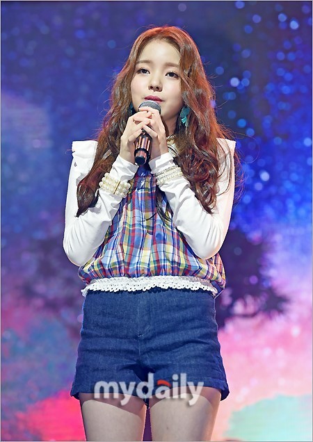 韩国新人女歌手rothy首尔举行出道showcase|韩国新人