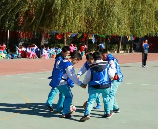 新梦想! 新未来! 扶轮小学运动会真精彩!