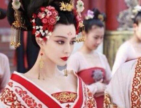 武则天为什么取名“武曌”?“曌”字有何含义?