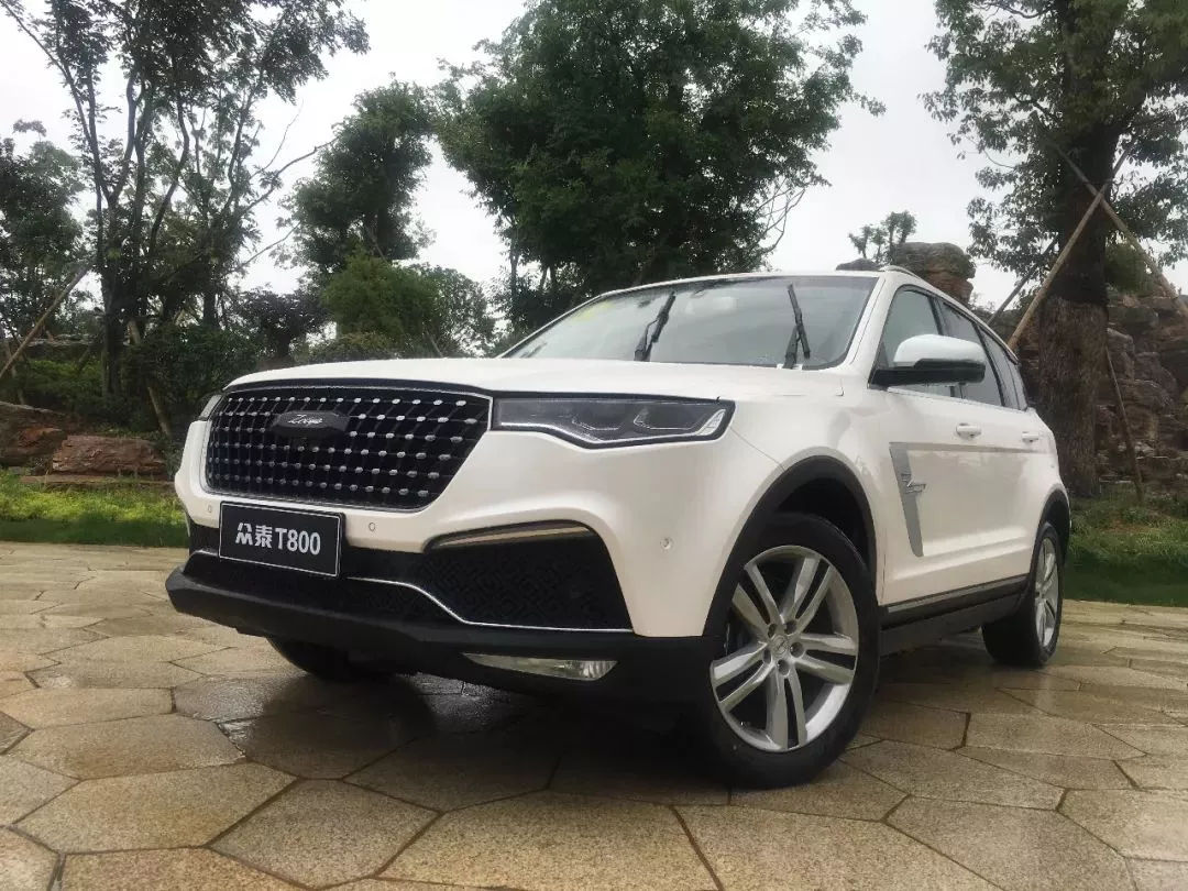 众泰t800售价13.98万起,依然是这个价位智能配置应用最多的车型