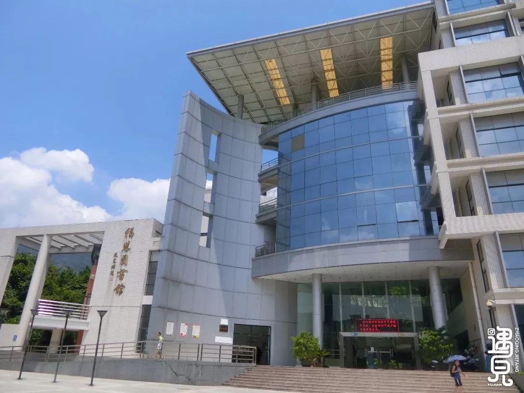 遇见肇庆学院已深入扎根在我人生起跑线很多的回忆更多的感恩