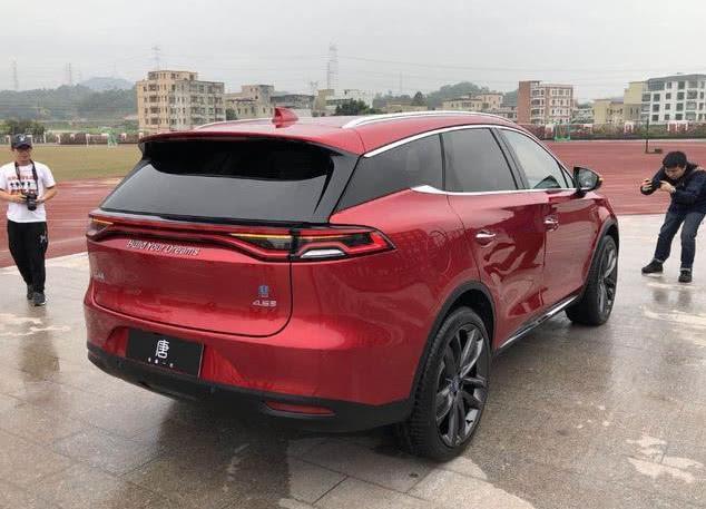 比亚迪唐二代没上市已预售8000台造型不输奥迪!店员透露12万起售