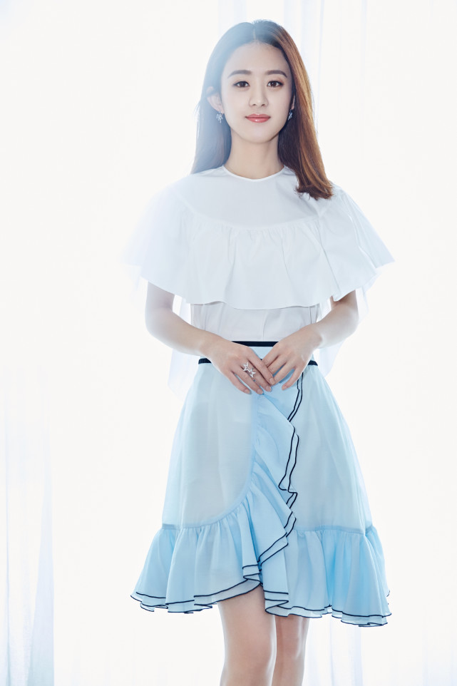 她在清华拍照被说不配,因一张圆脸而遭导演嫌弃,内藏女神经体质