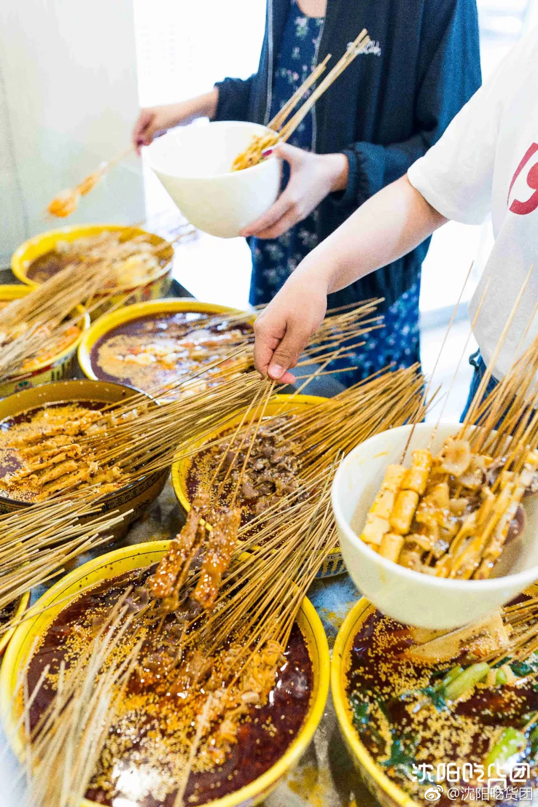 沈阳为数不多的钵钵鸡专门店,不少吃货吃他家是从彩塔夜市开始