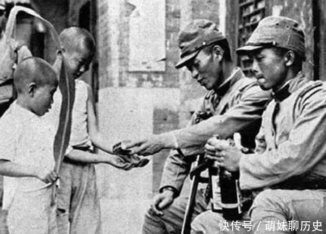 摄影师拍摄下真实的侵华日本兵老照片,最后一张令人愤怒!