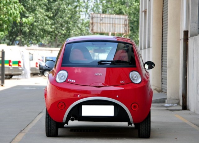 奇瑞也曾高端过,造出最接近甲壳虫的国产车,女生开被当贵妇