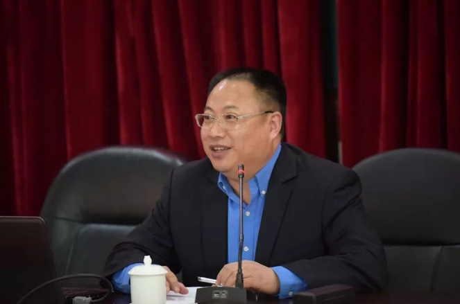 成都七中校长易国栋